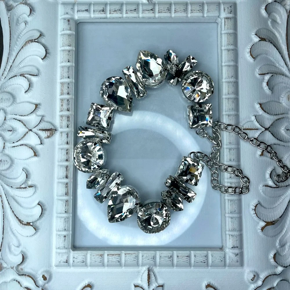 New! Zara’s Stones Chocker Necklace
